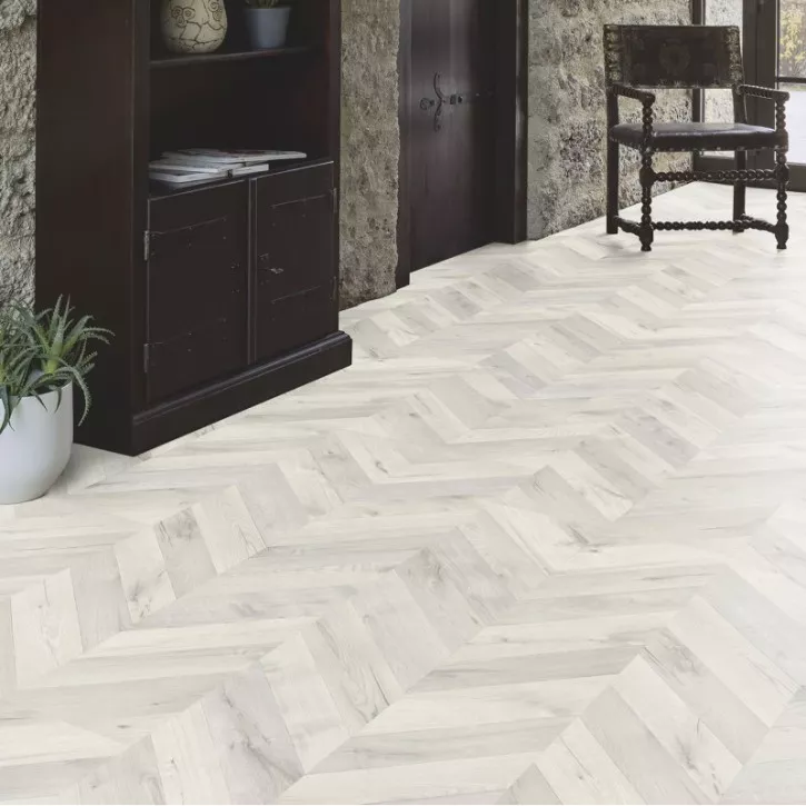 Ламинат K4438 RH Дуб Алнвиг Natural Touch 8-32 Широкая Kaindl Ламинат K4438 RH Дуб Алнвиг Natural Touch 8-32 Широкая Kaindl