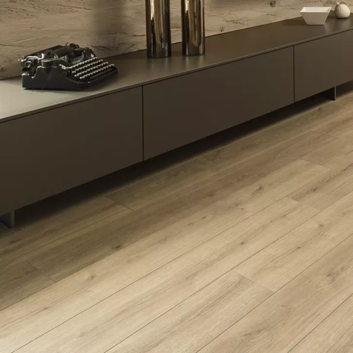 Ламинат K4421 RI Дуб Эвок Трэнд Natural Touch 12-33 Стандарт Kaindl