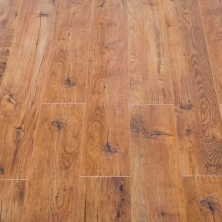 Ламинат 93405 Дуб Бавария Темный Naturlichen Spiegel Grun Holz
