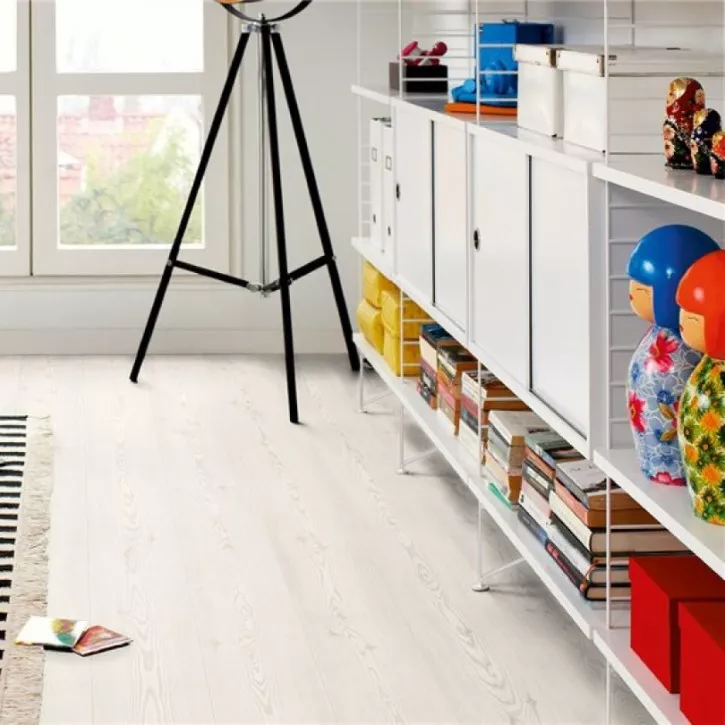 Ламинат L0205-01772 White Pine Plank Classic Plank 2V Endless Plank 33 Oe Pergo Ламинат L0205-01772 White Pine Plank Classic Plank 2V Endless Plank 33 Oe Pergo