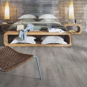 Купить Ламінат L0108-01812 Chalked Gpey Oak Plank Classic Plank 4V Natural Variation 34 Pe Pergo