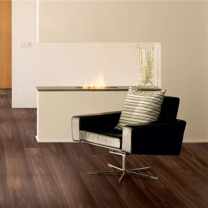 Ламінат L0123-01761 Alpine Walnut Long Plank 4V 34 Public Extreme Pergo