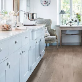 Купить Ламинат L0223-01757 Burnt Oak Plank Long Plank 4V 33 Original Excellence Pergo
