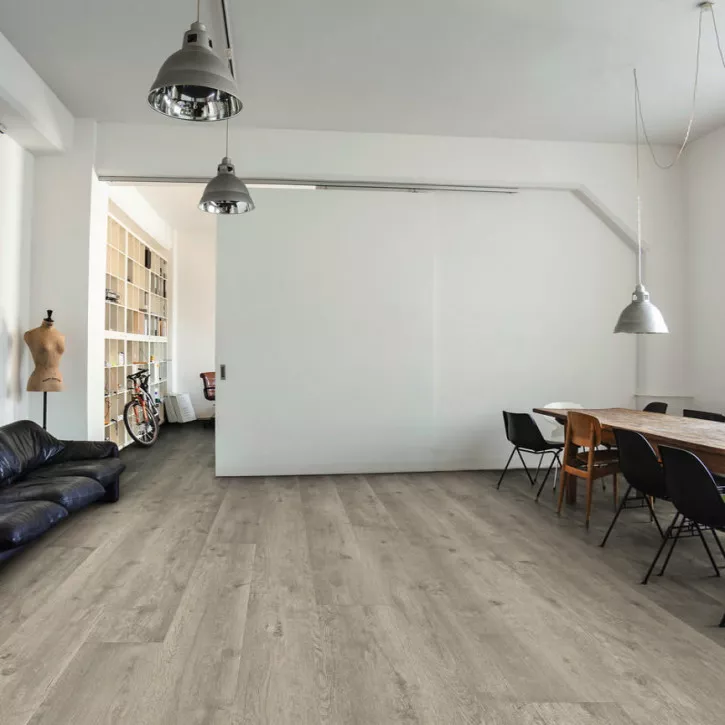 Ламинат 541578 Дуб Бергамо Ceребристо-Cерый Tritty 200 Aqua Gran Via 4V Haro