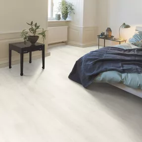 Купить Ламинат EHL098 Ru Дуб Тосколано Белый Home Classic 4V Egger