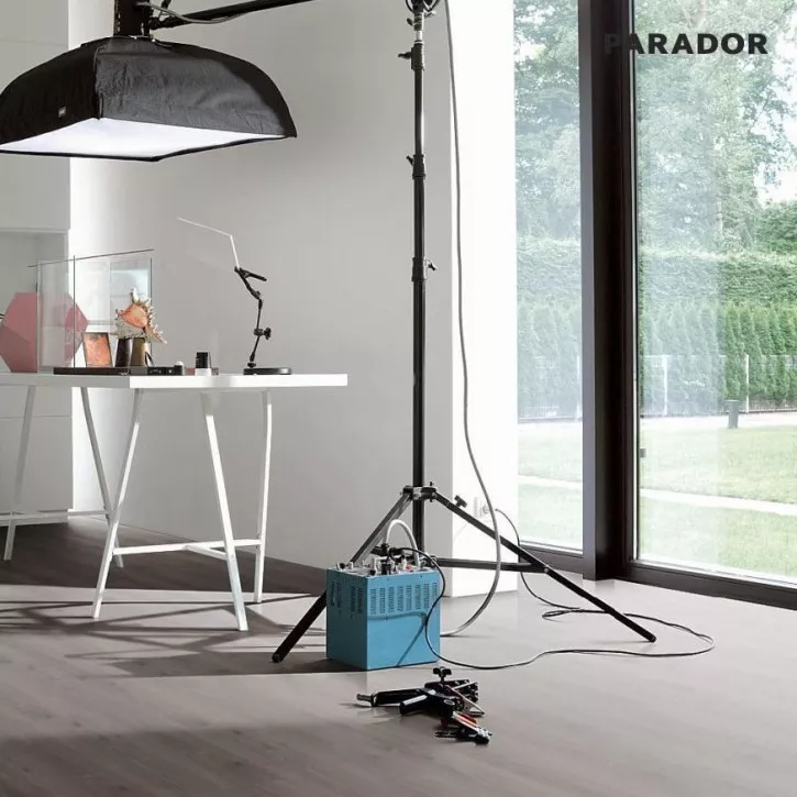 Ламинат 1593816 Дуб Копченый Белое Масло 1Х Basic 400 Parador