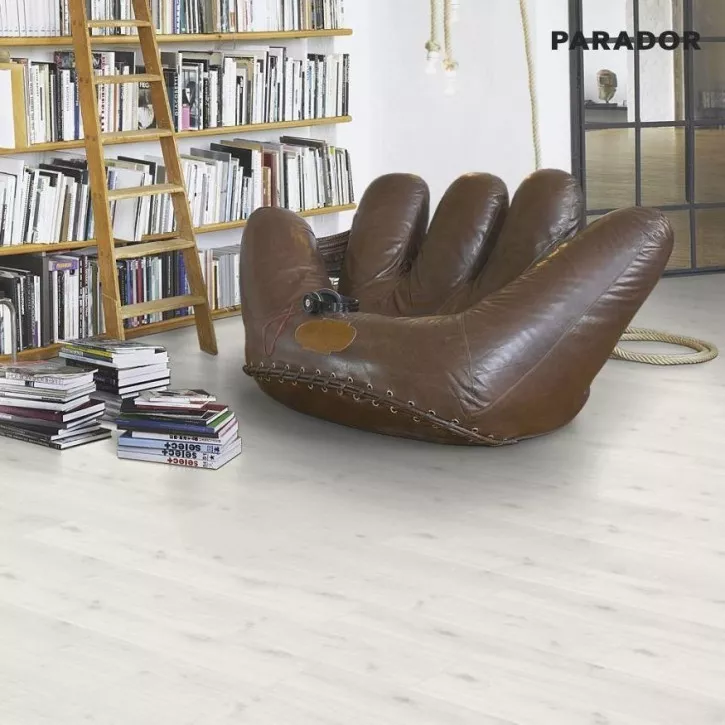 Ламинат 1474400 Дуб Хрустально Белый 1Х Basic 400 V4 Parador