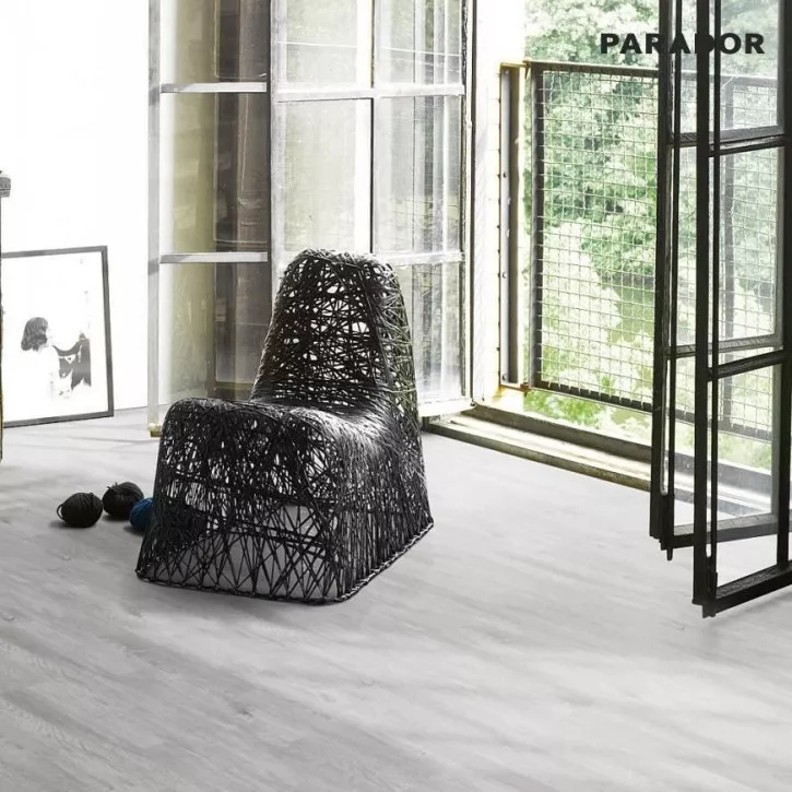 Ламінат 1518079 Дуб Срібний 3Х Classic 1050 Parador