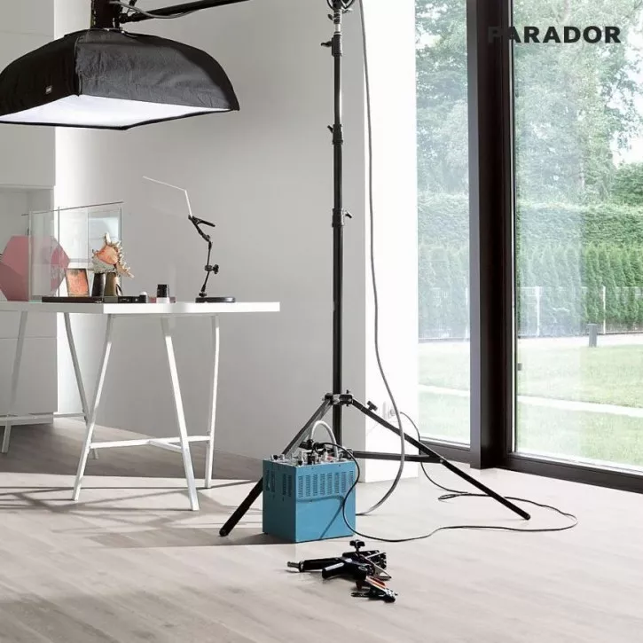 Ламинат 1517685 Дуб Белый Графит Браш. 1Х Classic 1050 V Parador